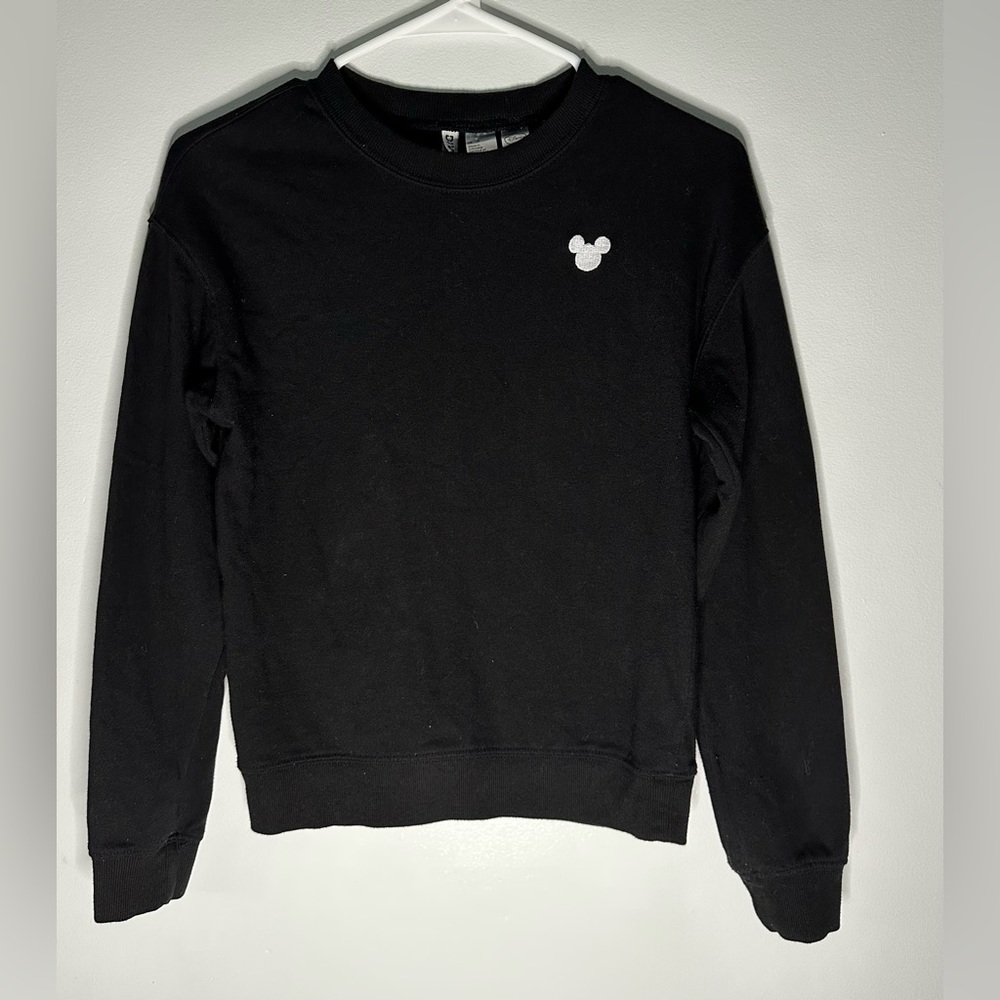 DIVIDED H&M Embroidered Mickey Mouse Sweatshirt Color Black Size XS